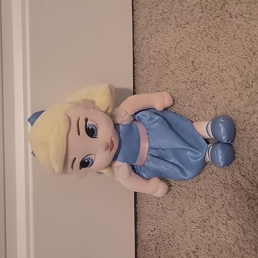 4 Disney stuffed animals - Picture 5 of 6